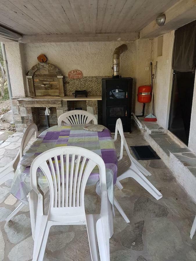 Holiday Home Dionysis Chorefton Esterno foto
